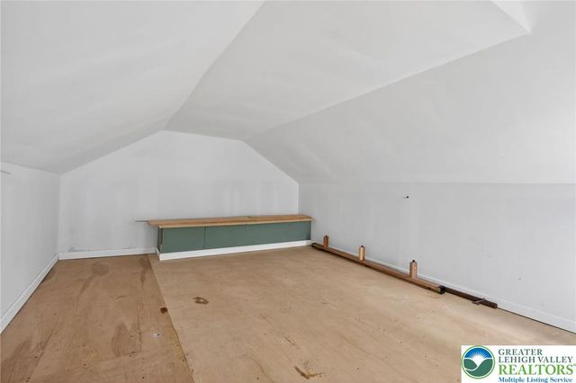 6125 Weaversville Road, Bethlehem City, PA 18017
