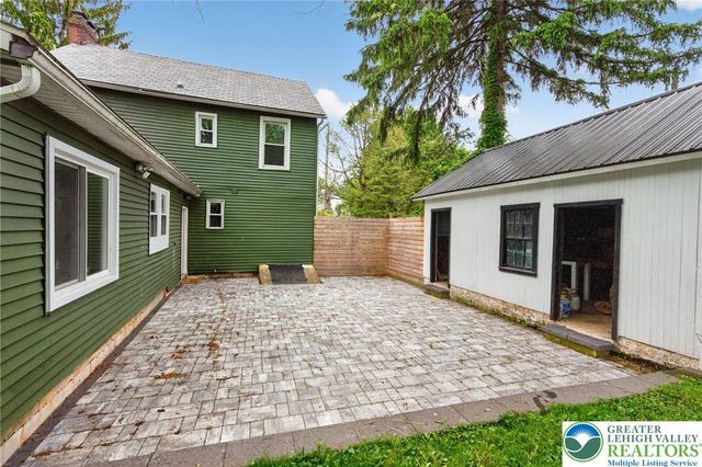 6125 Weaversville Road, Bethlehem City, PA 18017