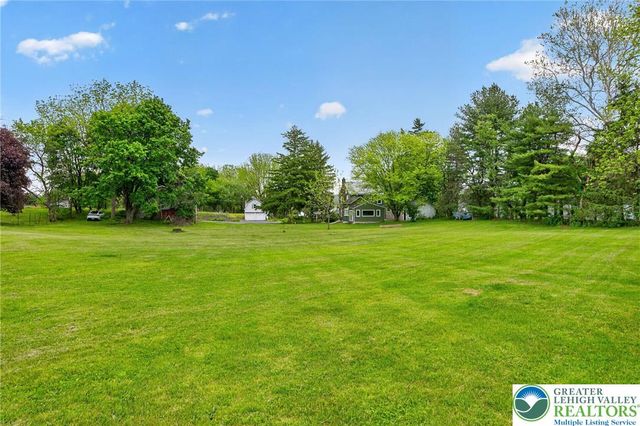 6125 Weaversville Road, Bethlehem City, PA 18017