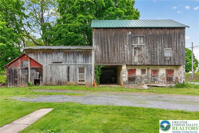6125 Weaversville Road, Bethlehem City, PA 18017