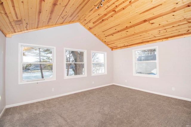 1007 W 100 South, Albion, IN 46701