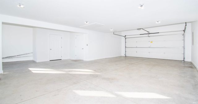 1007 W 100 South, Albion, IN 46701