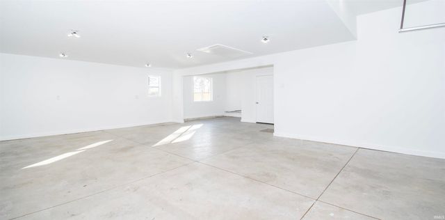 1007 W 100 South, Albion, IN 46701