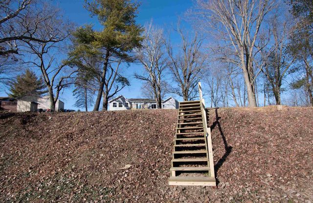 1007 W 100 South, Albion, IN 46701