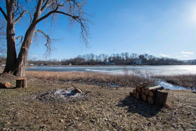 1007 W 100 South, Albion, IN 46701