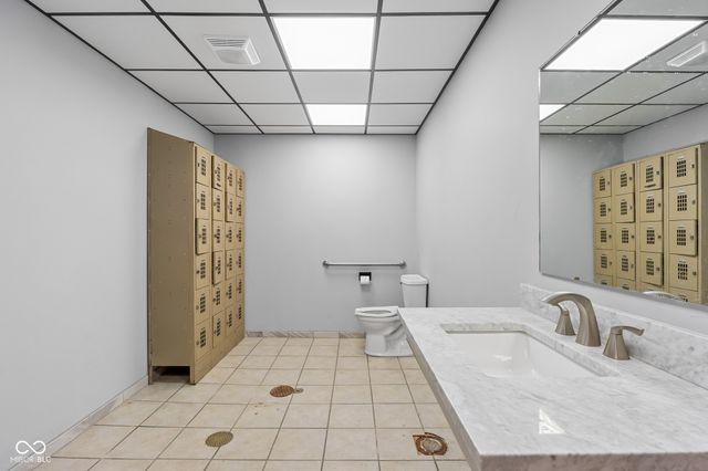 3537 W Two Mile House Road, Columbus, IN 47201