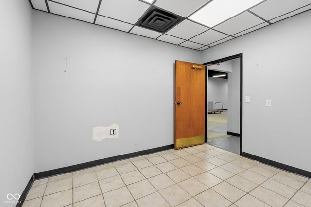 3537 W Two Mile House Road, Columbus, IN 47201