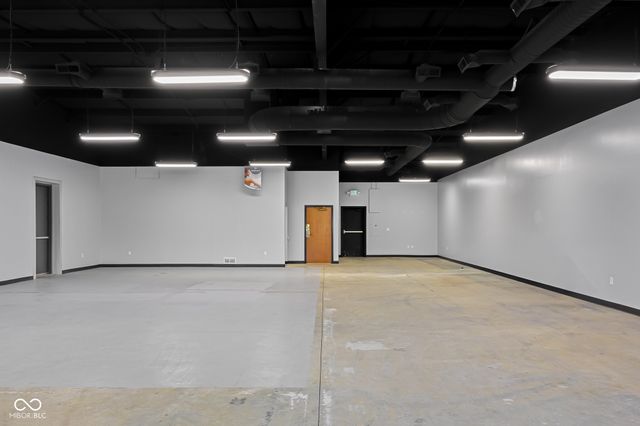 3537 W Two Mile House Road, Columbus, IN 47201