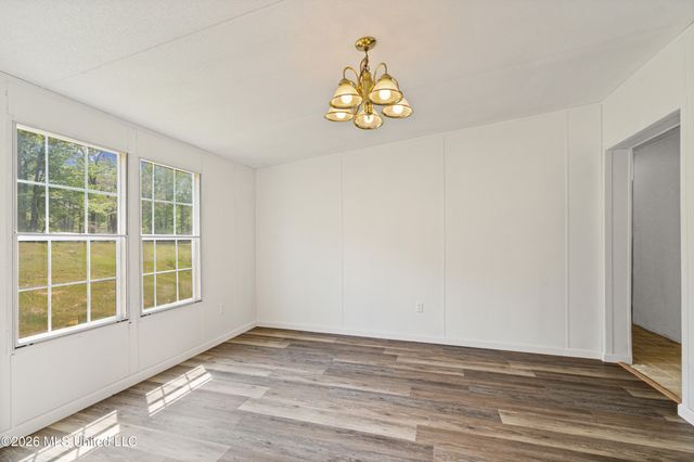 258 Coles Point Road, Batesville, MS 38606