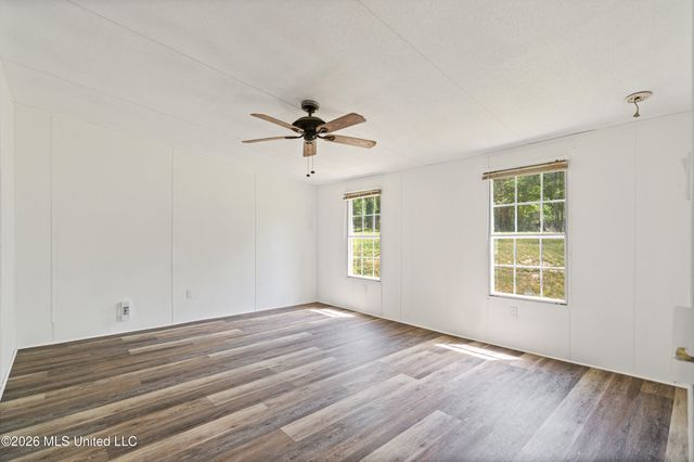 258 Coles Point Road, Batesville, MS 38606