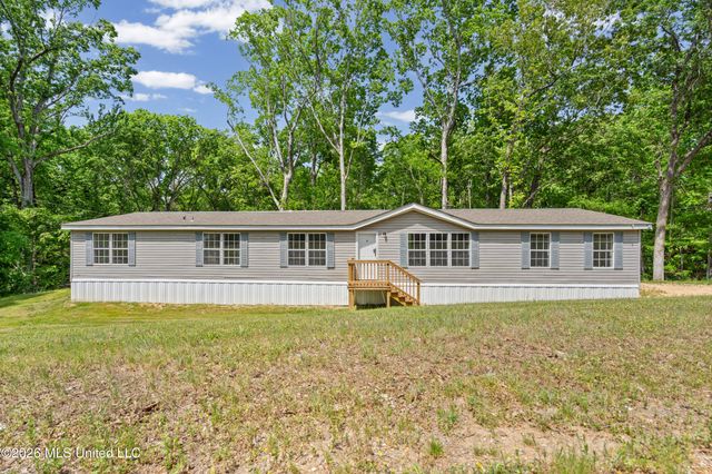 258 Coles Point Road, Batesville, MS 38606