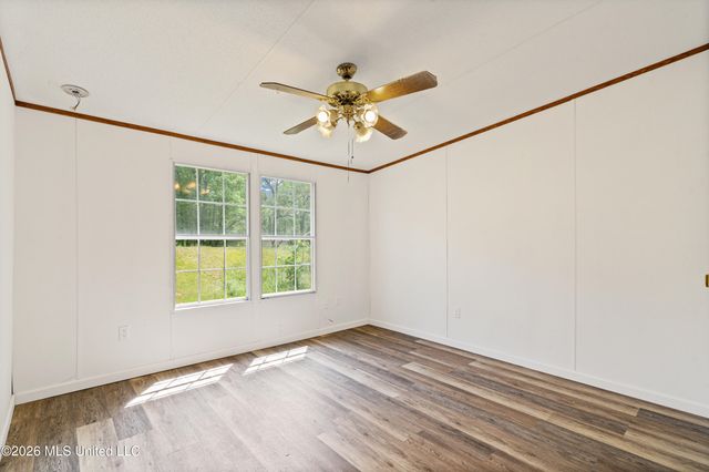 258 Coles Point Road, Batesville, MS 38606