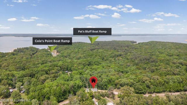 258 Coles Point Road, Batesville, MS 38606