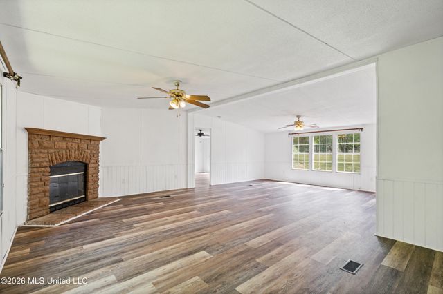 258 Coles Point Road, Batesville, MS 38606
