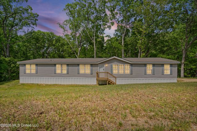 258 Coles Point Road, Batesville, MS 38606
