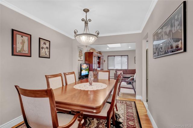 46 Kalda Lane, Plainview, NY 11803