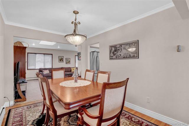 46 Kalda Lane, Plainview, NY 11803