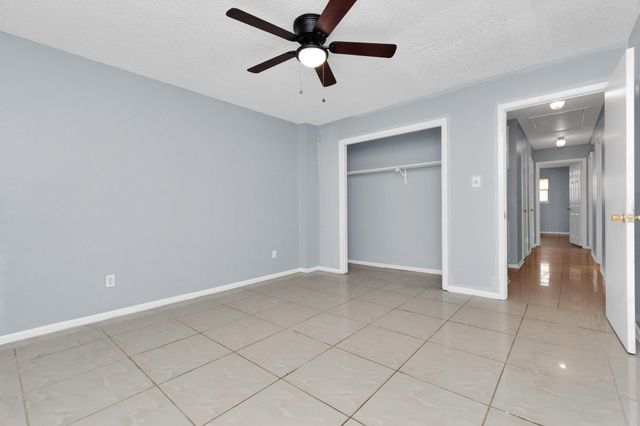 800 Fairway Drive, Richmond, TX 77469