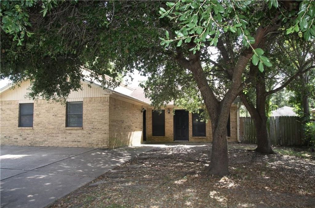 3304 Coastal Drive, College Station, TX 77845