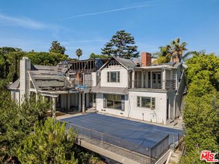 991 Bel Air Road, Los Angeles, CA 90077