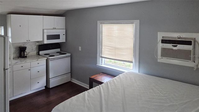 5475 42ND STREET N 1, St Petersburg, FL 33714