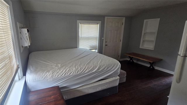 5475 42ND STREET N 1, St Petersburg, FL 33714