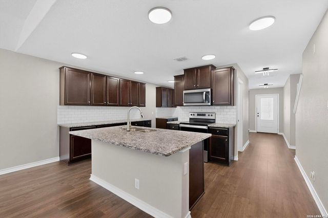 1626 Rocky Rise, San Antonio, TX 78245