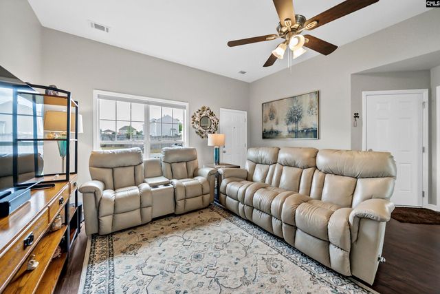807 Dovefield Lane, Lexington, SC 29073