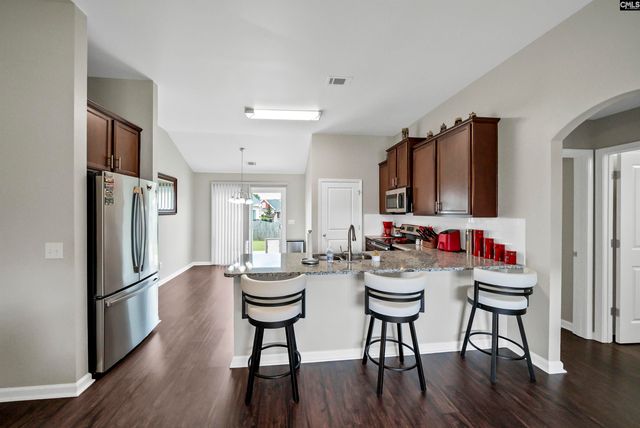 807 Dovefield Lane, Lexington, SC 29073