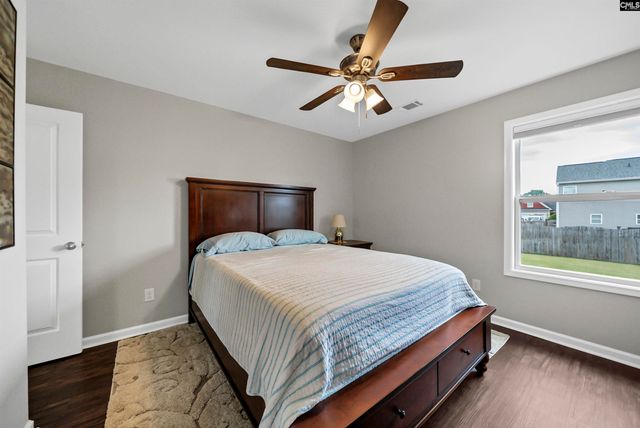 807 Dovefield Lane, Lexington, SC 29073