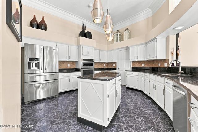 3621 SILVERY Lane, Jacksonville, FL 32217