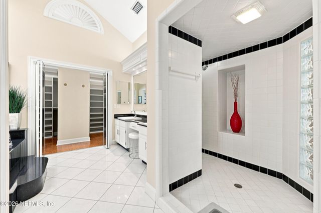 3621 SILVERY Lane, Jacksonville, FL 32217