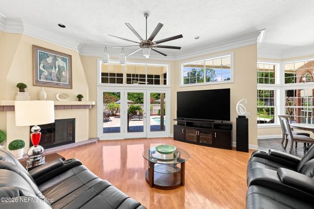 3621 SILVERY Lane, Jacksonville, FL 32217