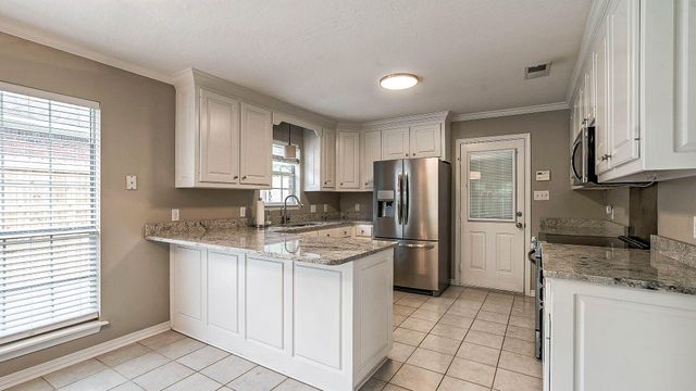 47 Overlook Point, Hattiesburg, MS 39402