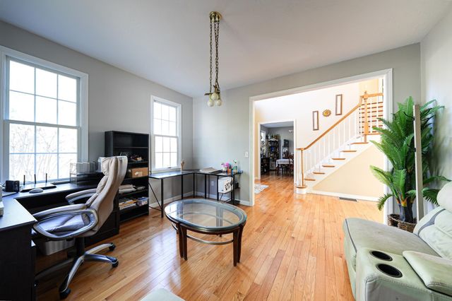 300 Crownshield Avenue, Uxbridge, MA 01569