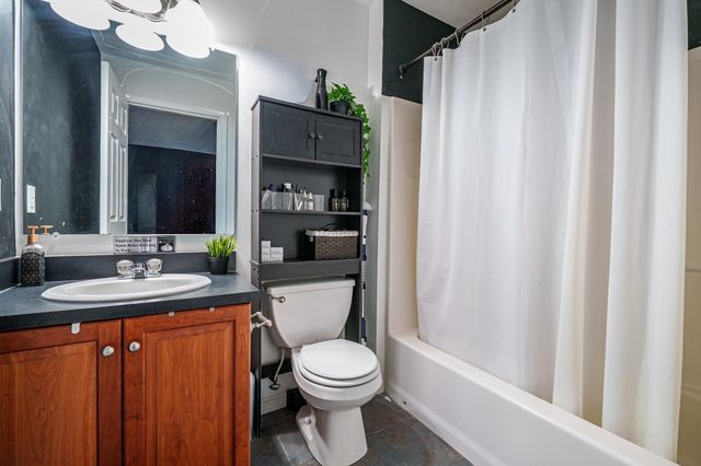 300 Crownshield Avenue, Uxbridge, MA 01569