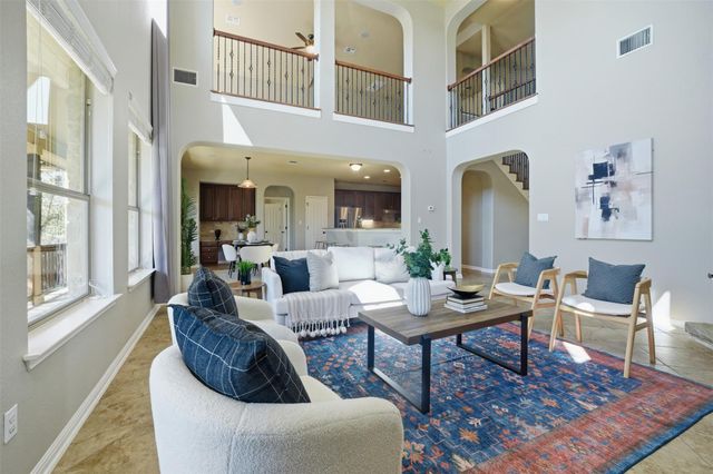 16100 Spillman Ranch LOOP, Austin, TX 78738