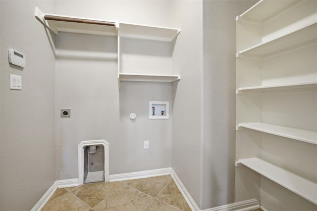 16100 Spillman Ranch LOOP, Austin, TX 78738