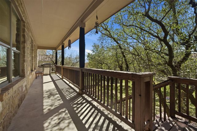 16100 Spillman Ranch LOOP, Austin, TX 78738