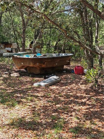 4300 W Roadrunner Court, Homosassa, FL 34446