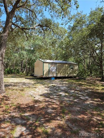 4300 W Roadrunner Court, Homosassa, FL 34446