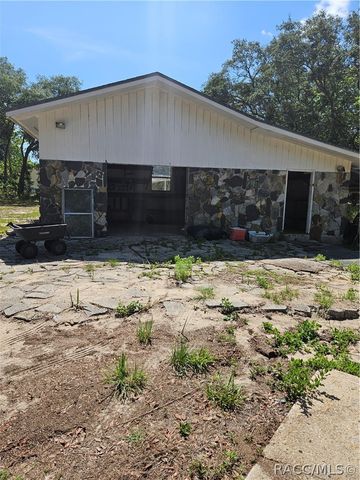 4300 W Roadrunner Court, Homosassa, FL 34446