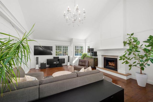 1036 Erin Drive, El Cajon, CA 92020