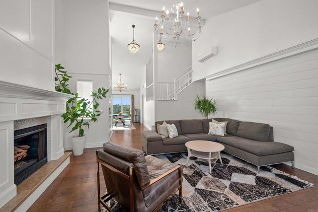 1036 Erin Drive, El Cajon, CA 92020