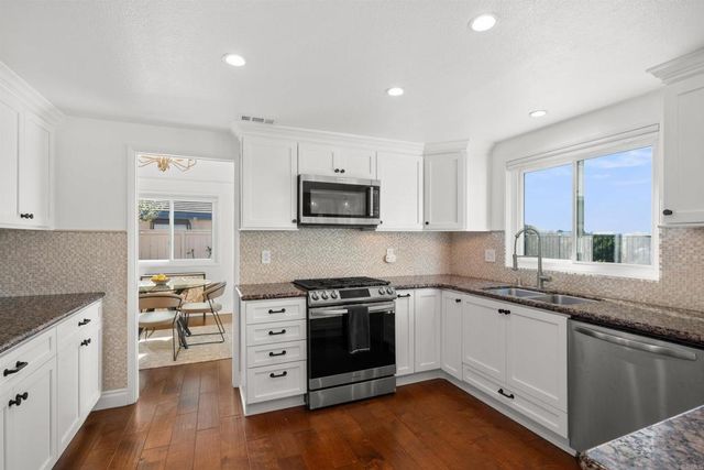 1036 Erin Drive, El Cajon, CA 92020
