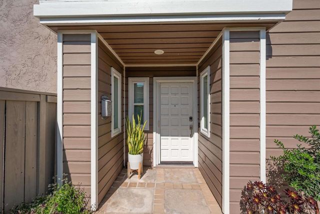 1036 Erin Drive, El Cajon, CA 92020