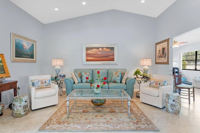 2023 EL RANCHO DRIVE, Sun City Center, FL 33573