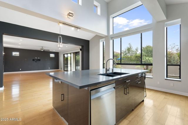 9433 S Stanley Place, Tempe, AZ 85284