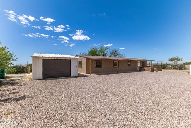 14813 N Swan Road, Tucson, AZ 85739