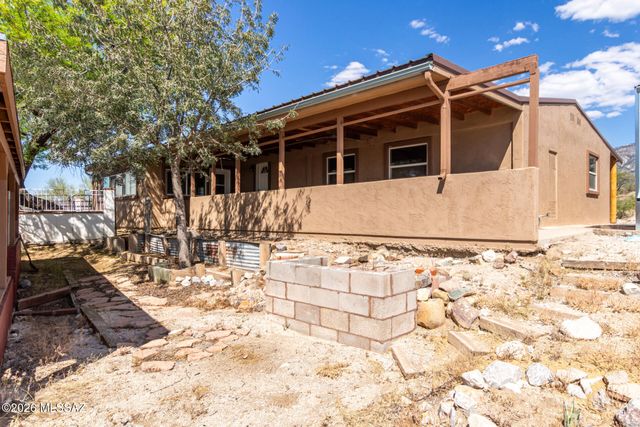 14813 N Swan Road, Tucson, AZ 85739